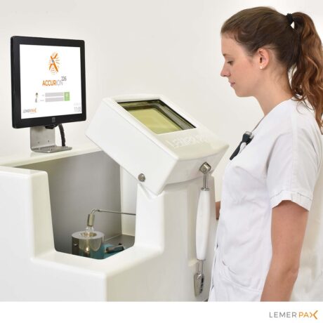 L-Block cave dose calibrator Lemerpax in use