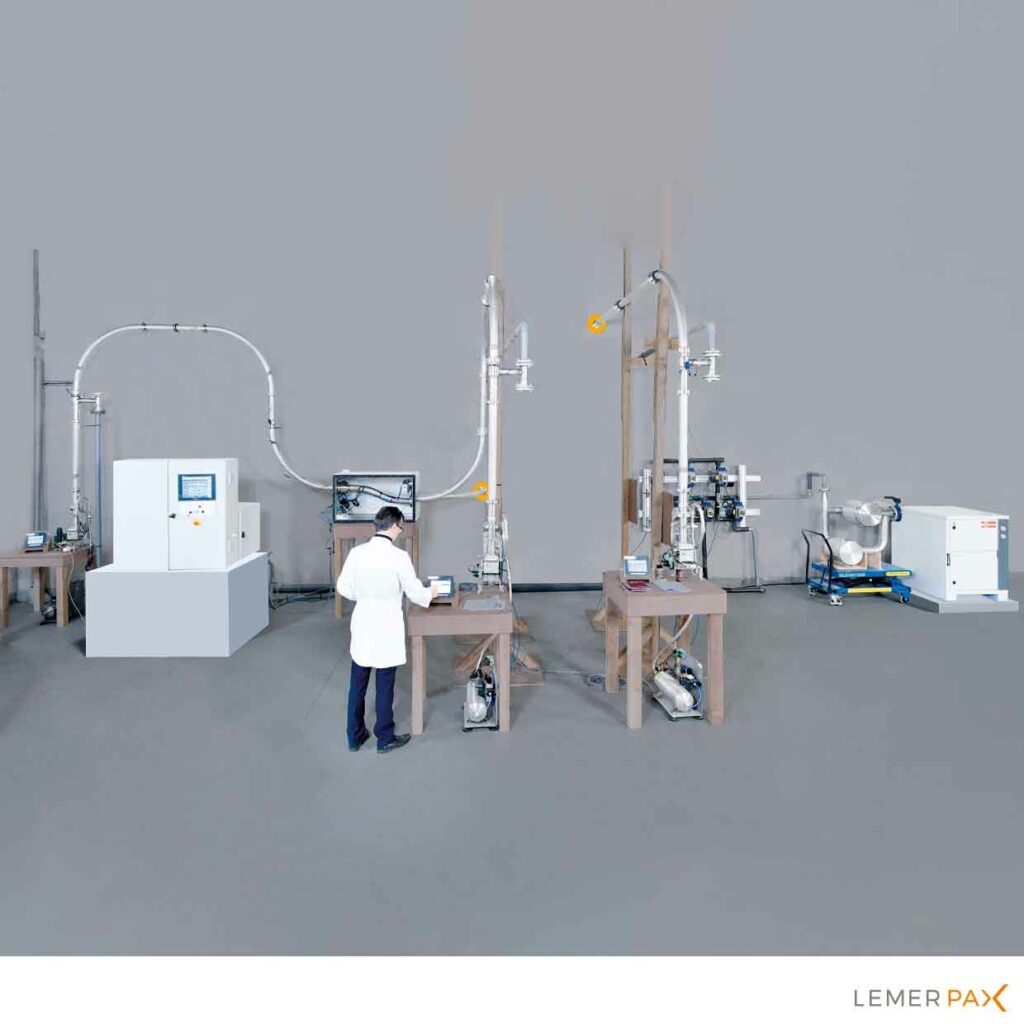 Vacuum sample transfer system for radioactive samples