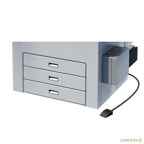 Easypharma HE Ga/Ge Compact Shielded hot cell Lemer Pax Unshielded storage drawers